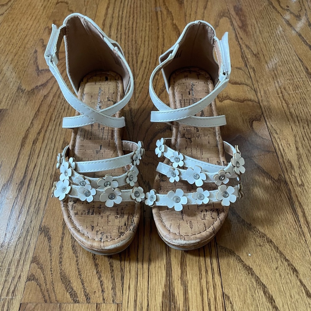 🔥 Sale 5 for $20 🔥 - American Eagle Sandals